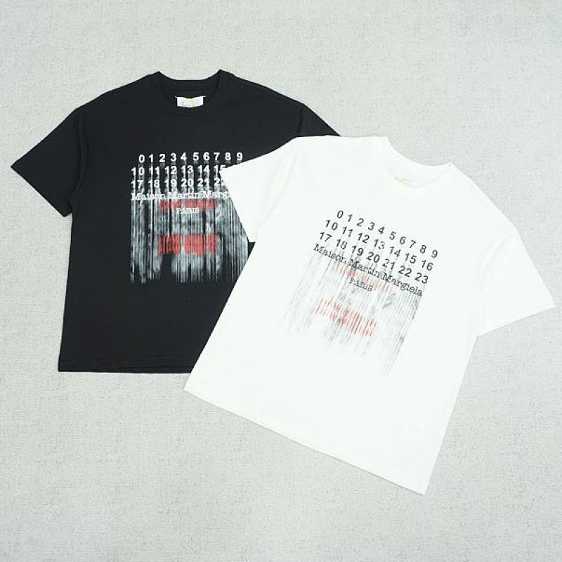 New Vogue X MM6 MAISON MARGIELA Maison Margiela tee