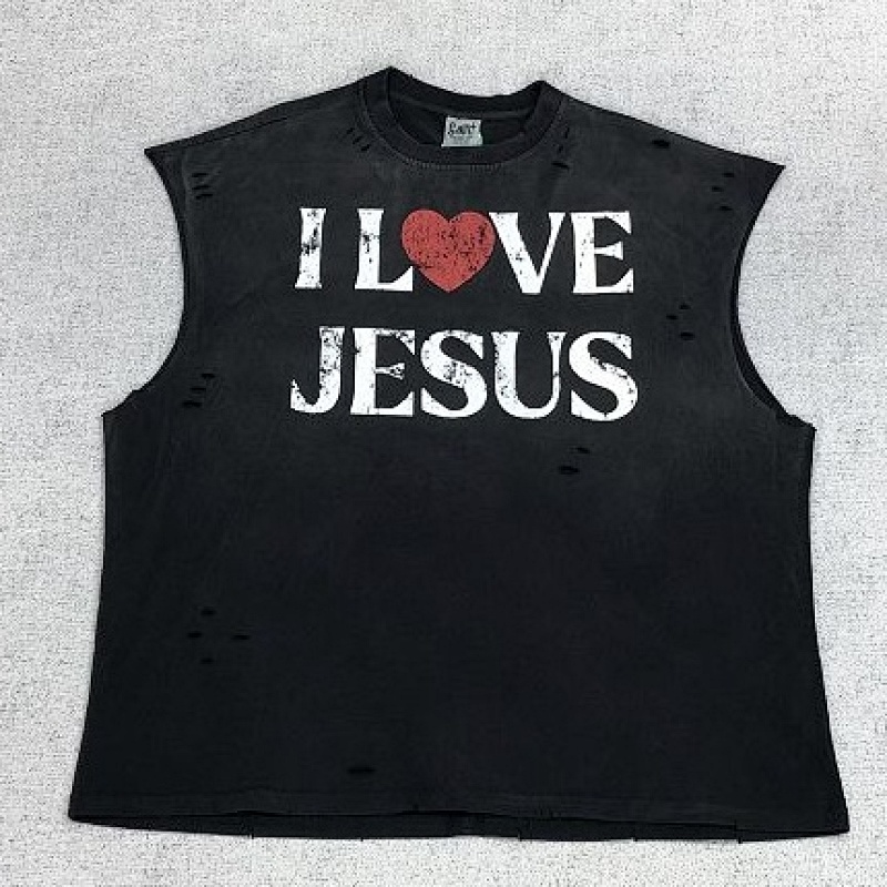 SAINT “ i love Jesus tee
