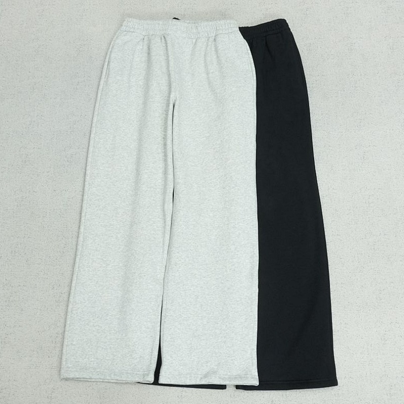 Akimbo tracksuit