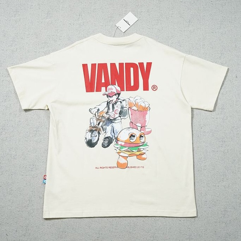 VANDYTHEPINK tee