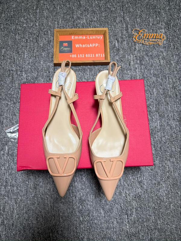 shoes 24