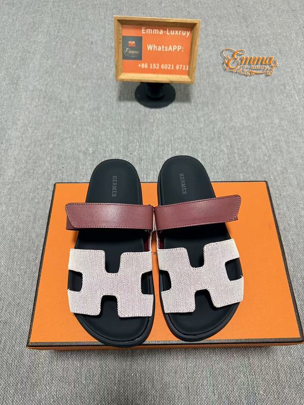 shoes 132
