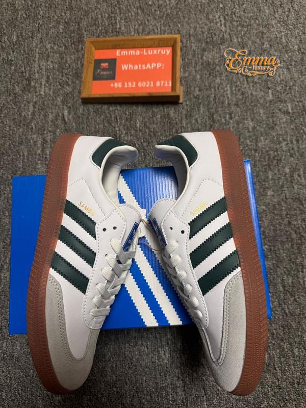 shoes 32