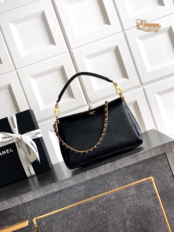 EMMA-950goodOHANEL🚩🚩🚩26s黑hobo手提单肩斜挎包👜谁懂啊!我的梦中情包!!!一眼👀沦陷