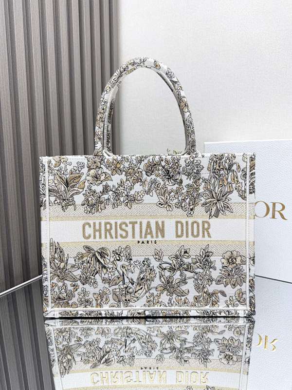 P835-TGWDT857