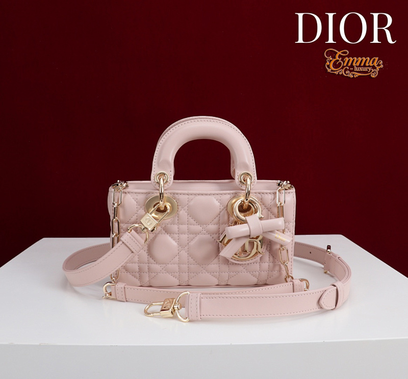 P1150-LADYF712