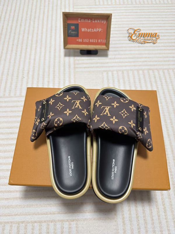 shoes 66
