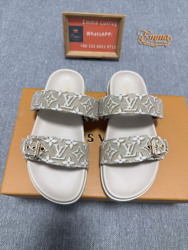 shoes 138