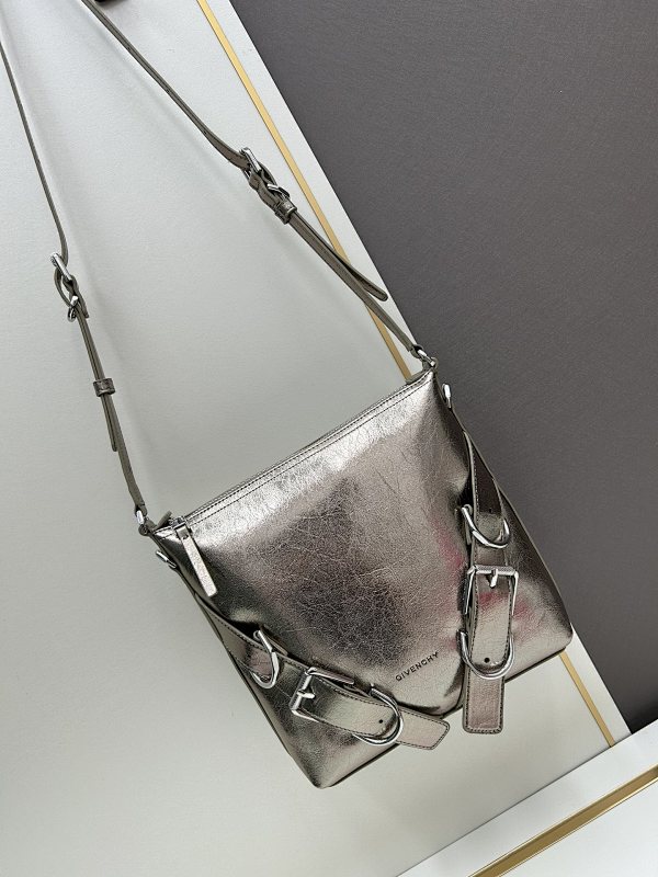 P270(V6688-1)23✘23✘7CM