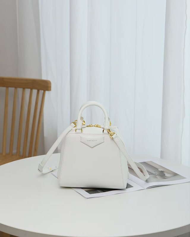 P290(606-3)22 *19 *13.5cm