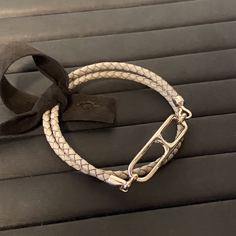 Pig nose leather cord bracelet