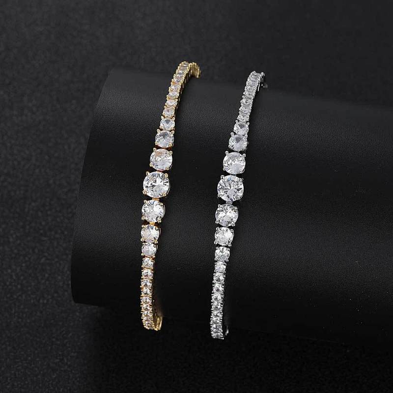 Gradient size zircon tennis chain