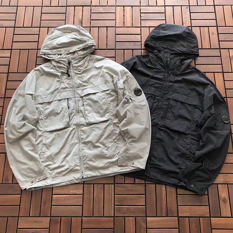 C.P. JACKET 44112507 (im 180CM 68KG iwear size 48 in the photo)