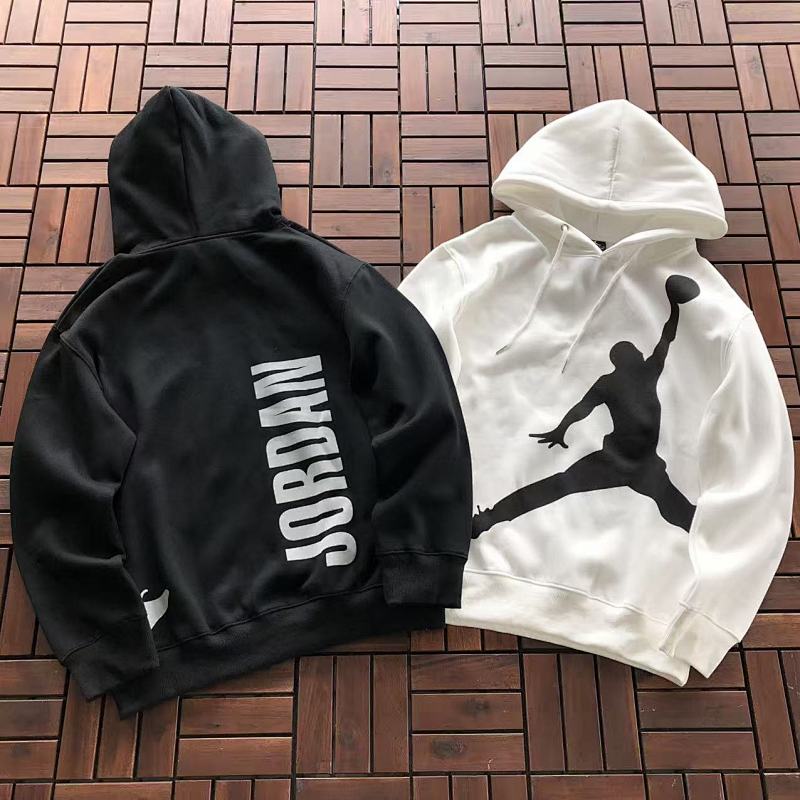 AIR JORDAN HOODIE FLEECE 33111221 (im 176CM 58KG iwear size L in the photo)