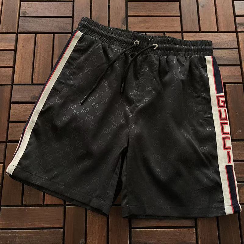 GUCCI SHORTS 55010713 (im 180CM 68KG iwear size L in the photo)