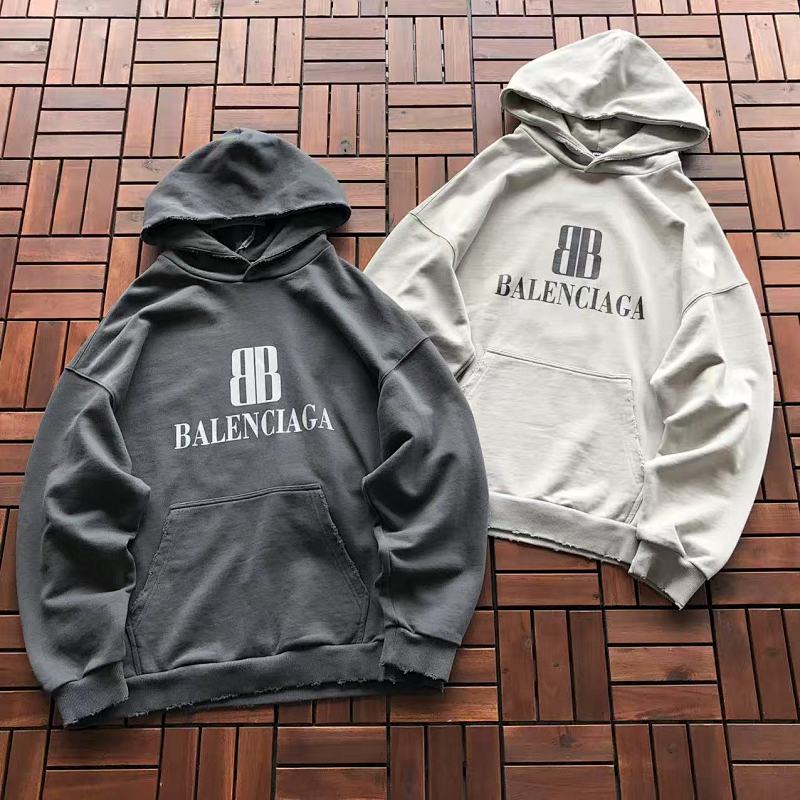 BALENCIAGA HOODIE 22092145 (im 180CM 68KG iwear size M in the photo)