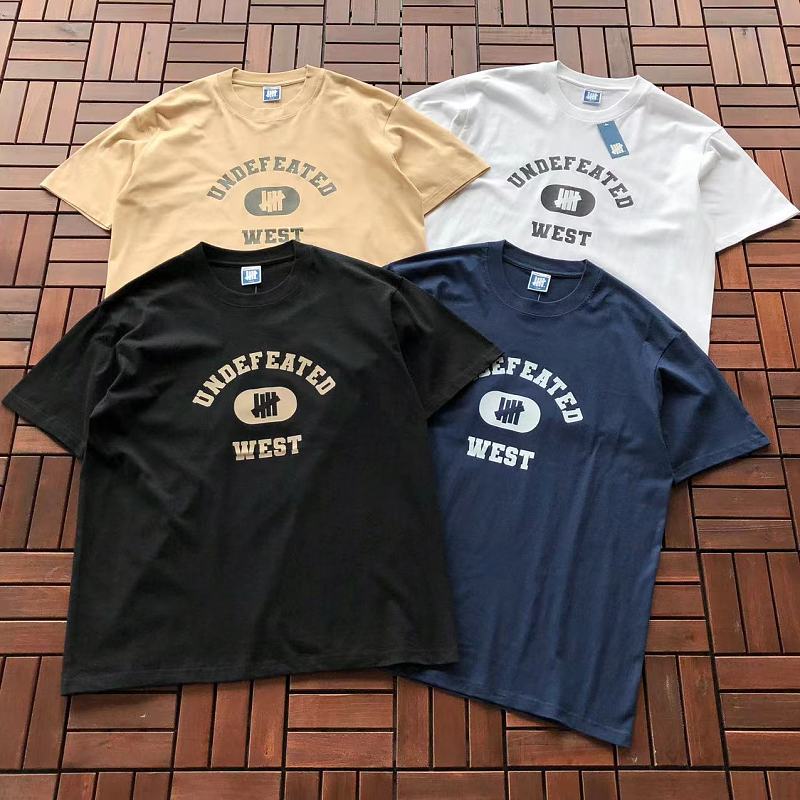 UNDEFEATED T-SHIRT 55063050 (im 180CM 68KG iwear size L in the photo)