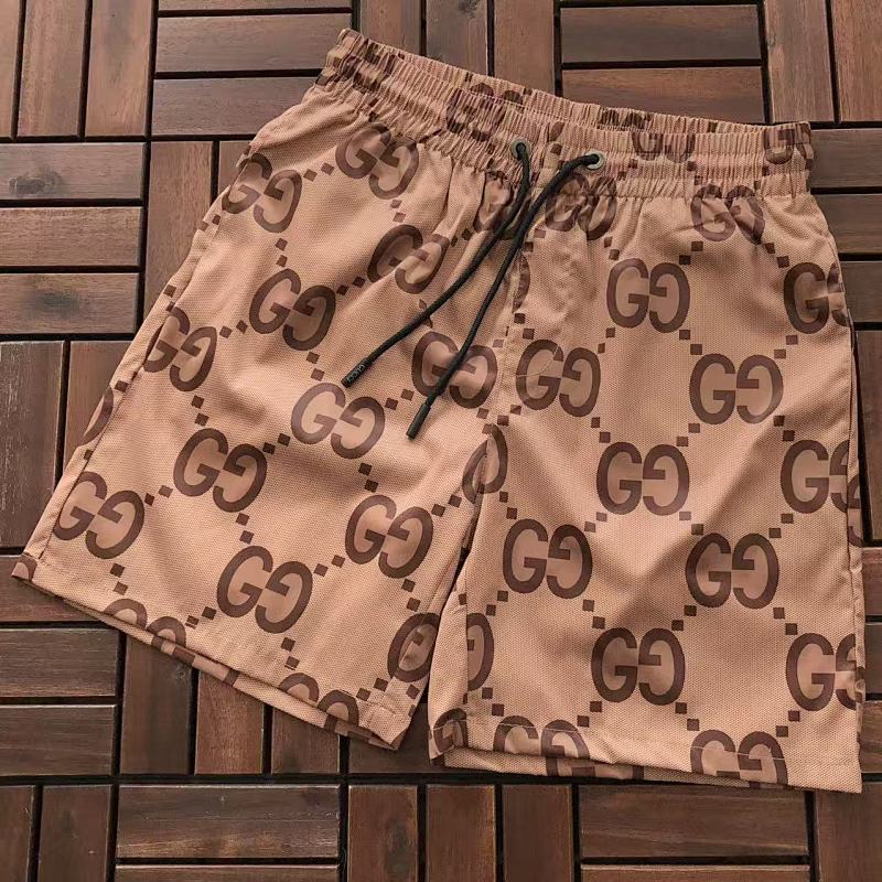 GUCCI SHORTS 55010808 (im 180CM 68KG iwear size L in the photo)