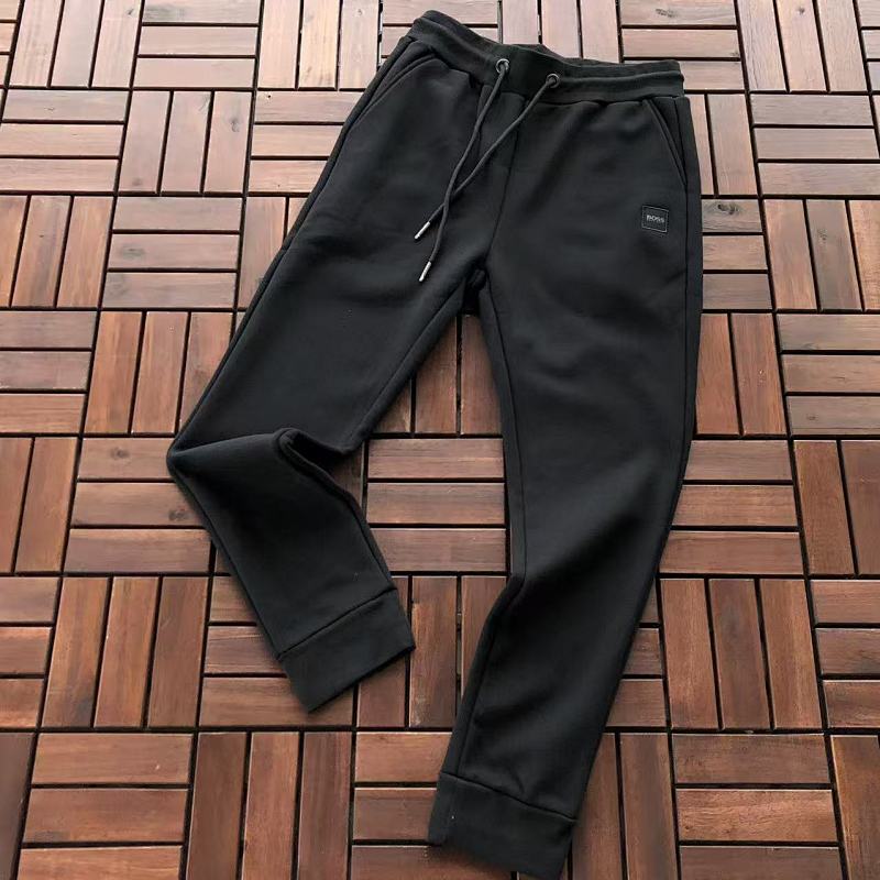 HUGO BOSS TROUSERS FLEECE 22102401 (im 176CM 58KG iwear size M in the photo)