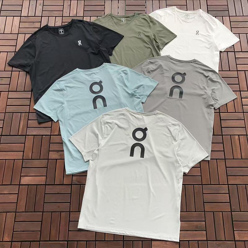 ON RUNNING T-SHIRT 55041984 (im 185CM 80KG iwear size 2XL in the photo)
