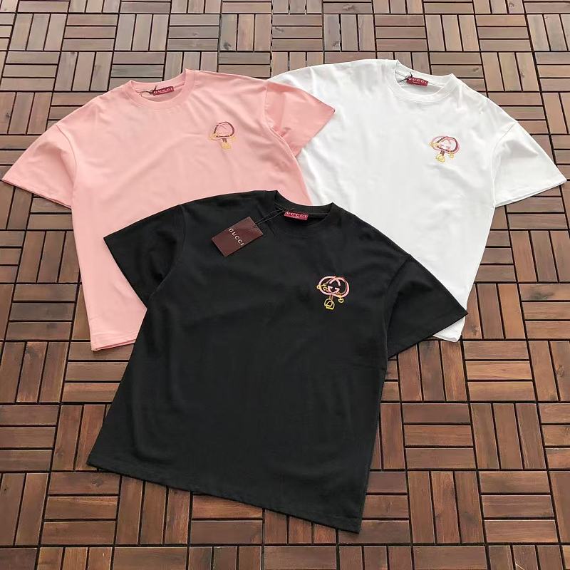 GUCCI T-SHIRT 66042016 (im 176CM 58KG iwear size L in the photo)