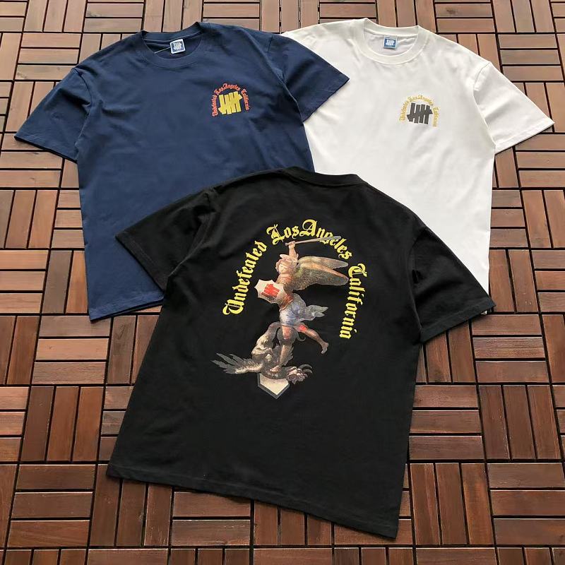 UNDEFEATED T-SHIRT 55063078 (im 180CM 68KG iwear size L in the photo)