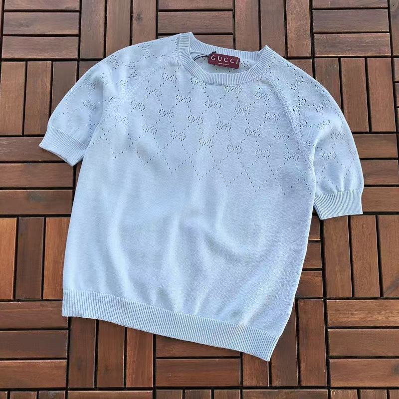GUCCI T-SHIRT SWEATER WOMAN 66070204