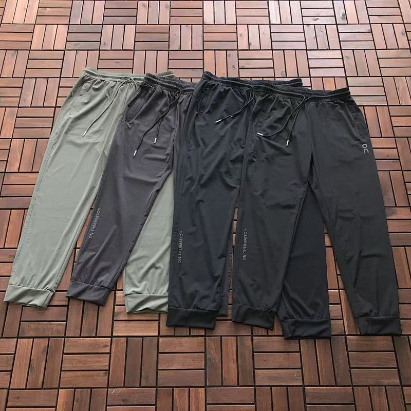 ON RUNNING TROUSERS 22111633 (im 185CM 80KG iwear size XL in the photo)