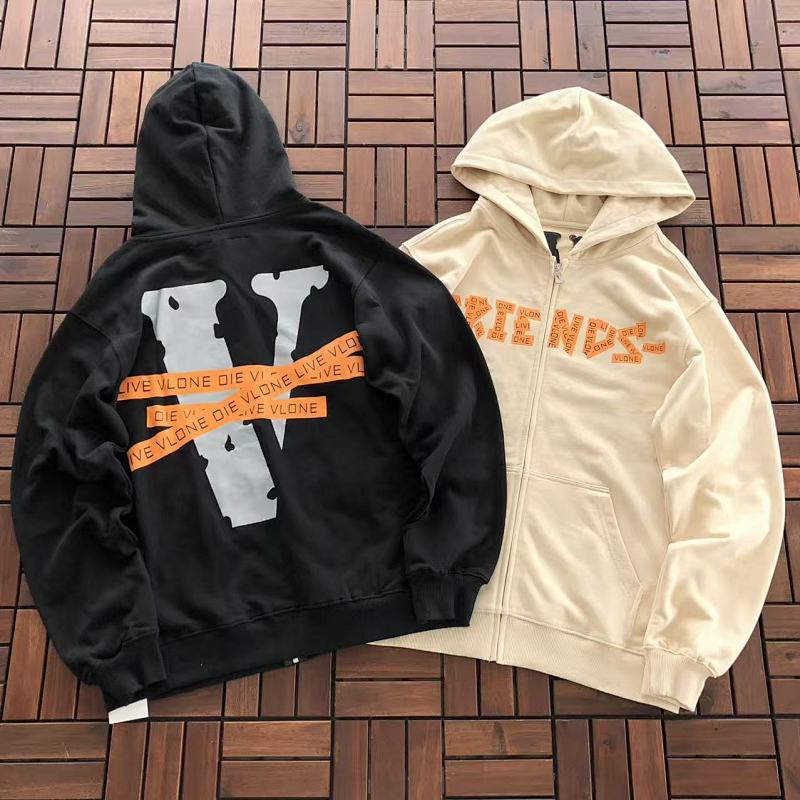 VLONE HOODIE 33120129 (im 176CM 58KG iwear size M in the photo)
