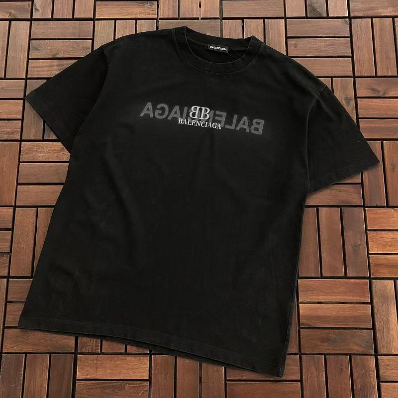BALENCIAGA T-SHIRT 55072014 (im 185CM 70KG iwear size S in the photo)