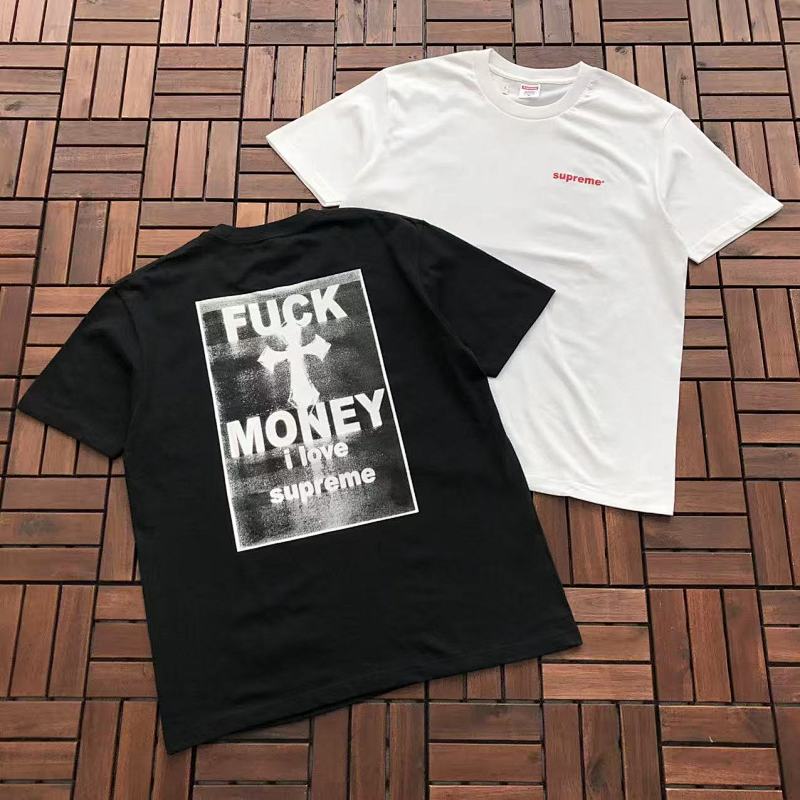 SUPREME T-SHIRT 77032422 (im 180CM 68KG iwear size M in the photo)