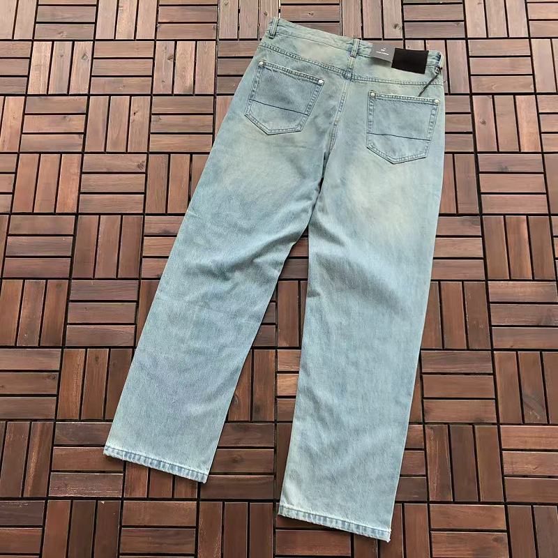 TOM FORD JEANS 66043038 (im 185CM 80KG iwear size 34 in the photo)
