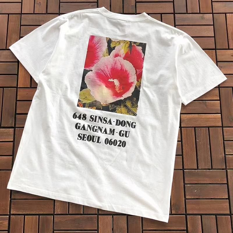 SUPREME T-SHIRT 11111064 (im 185CM 80KG iwear size L in the photo)