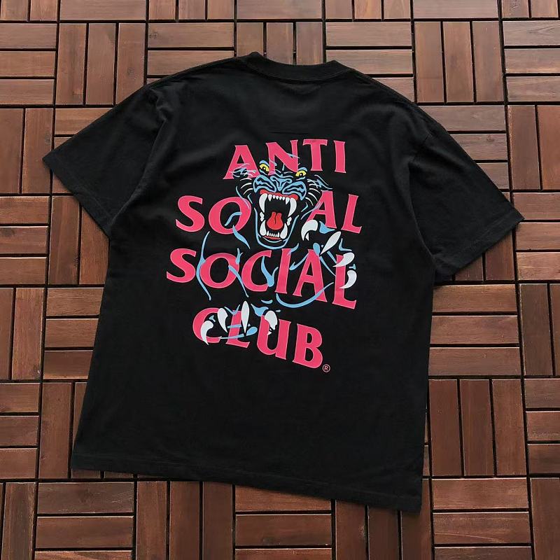 ANTI SOCIAL SOCIAL CLUB T-SHIRT 55041403 (im 185CM 70KG iwear size M in the photo)