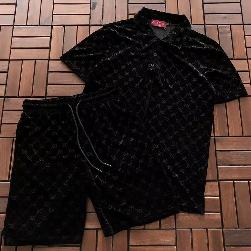 TOP PANTS SUIT GUCCI T-SHIRT SHORTS 77061051