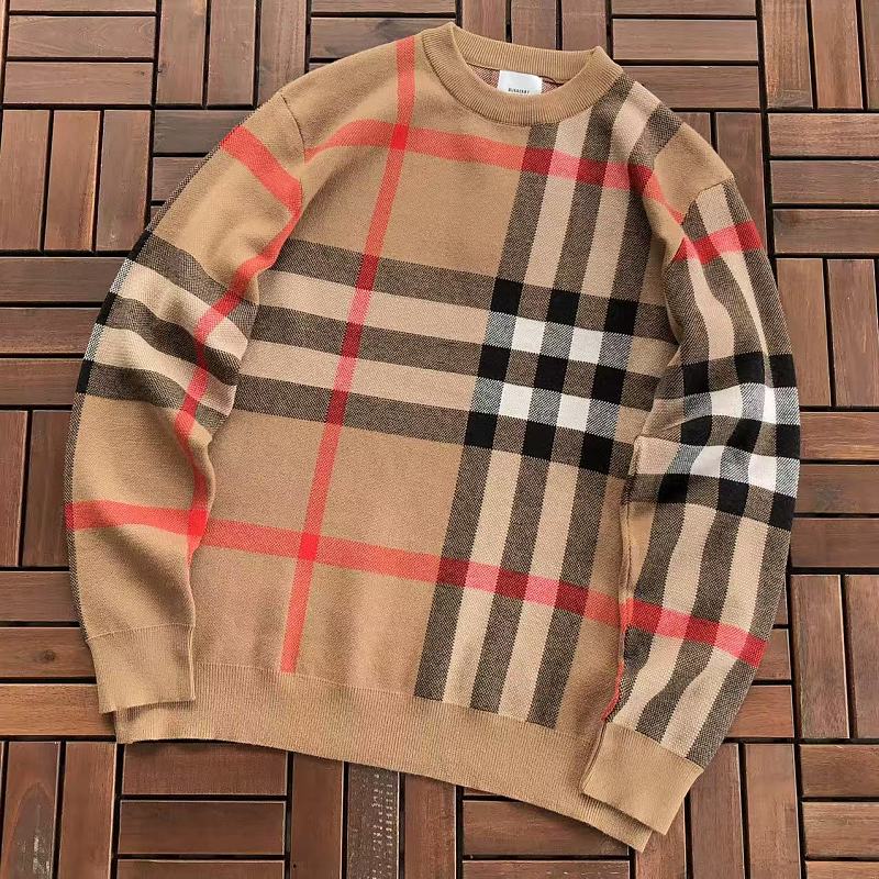 BURBERRY SWEATER 77082109 (im 180CM 68KG iwear size M in the photo)