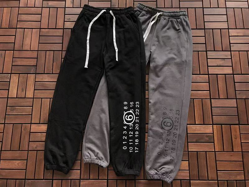 MAISON MARGIELA TROUSERS 33101309 (im 180CM 68KG iwear size 46 in the photo)