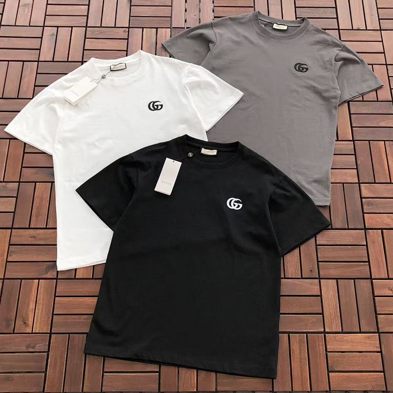 GUCCI T-SHIRT 77010707 (im 176CM 58KG iwear size M in the photo)