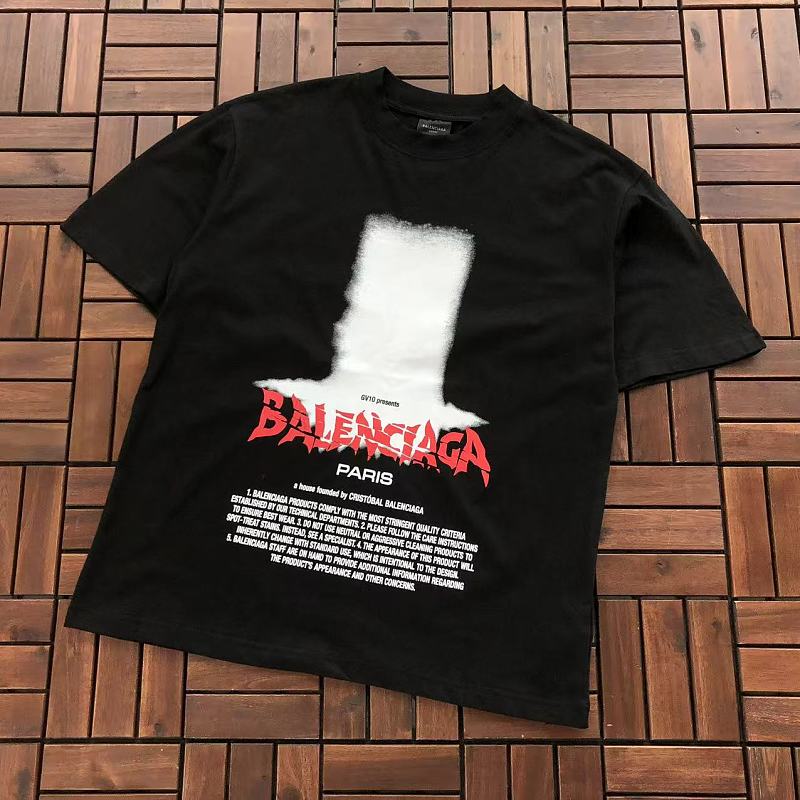BALENCIAGA T-SHIRT 77052667 (im 185CM 70KG iwear size S in the photo)