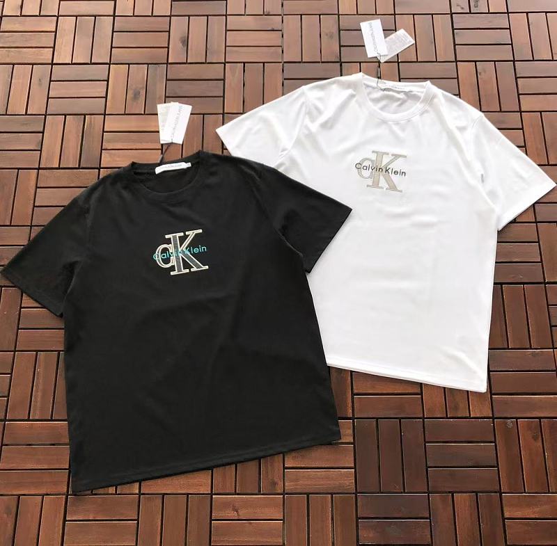 CALVIN KLEIN T-SHIRT 66080460 (im 185CM 70KG iwear size 2XL in the photo)