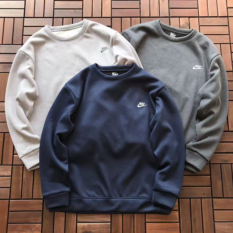 NIKE SWEATER FLEECE 22110507 (im 170CM 60KG iwear size L in the photo)