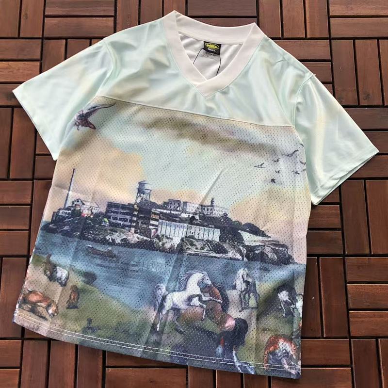 CORTEIZ T-SHIRT 33101152 (im 176CM 58KG iwear size S in the photo)