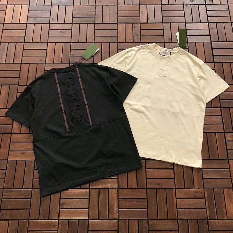 GUCCI T-SHIRT 66011526 (im 180CM 68KG iwear size M in the photo)