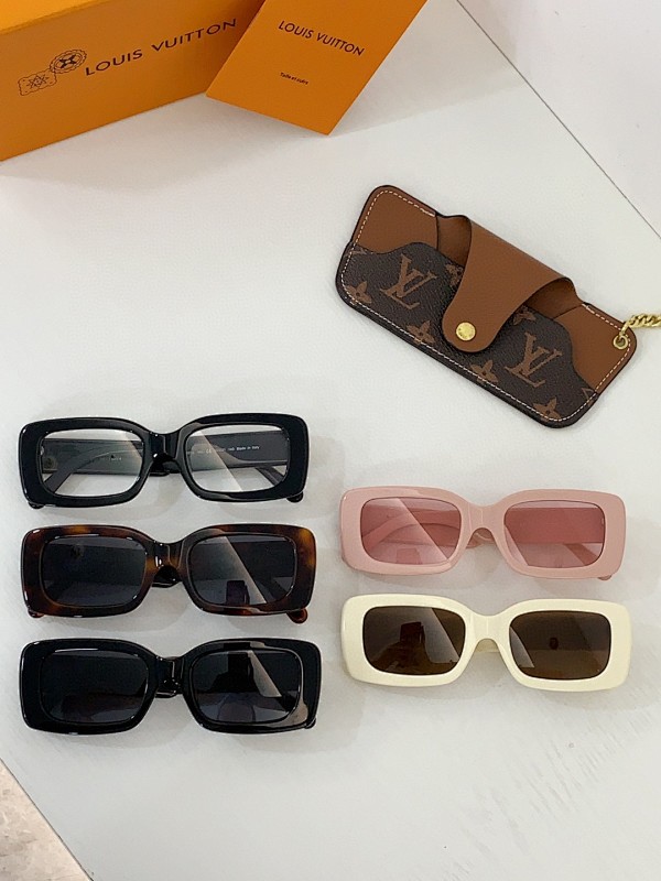 LV SUNGLASSES 11122352