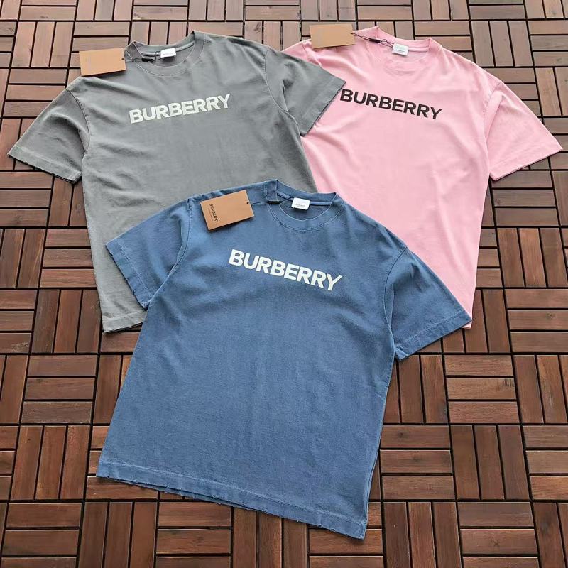 BURBERRY T-SHIRT 66022807 (im 185CM 80KG iwear size M in the photo)