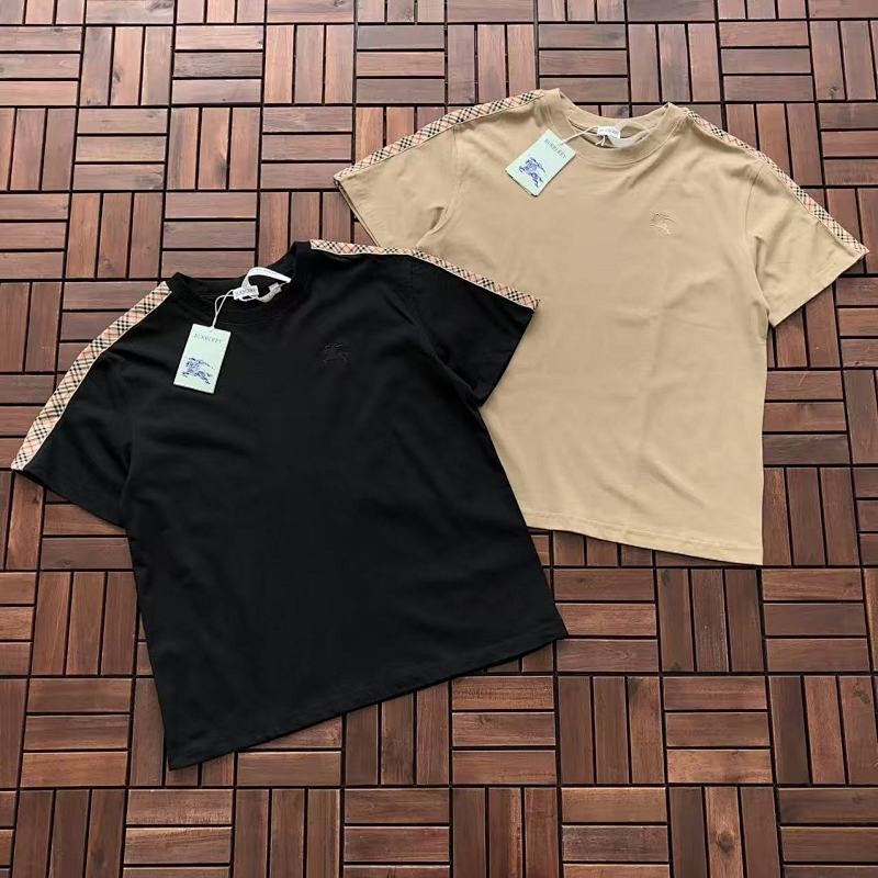 BURBERRY T-SHIRT 77012527 (im 176CM 58KG iwear size S in the photo)