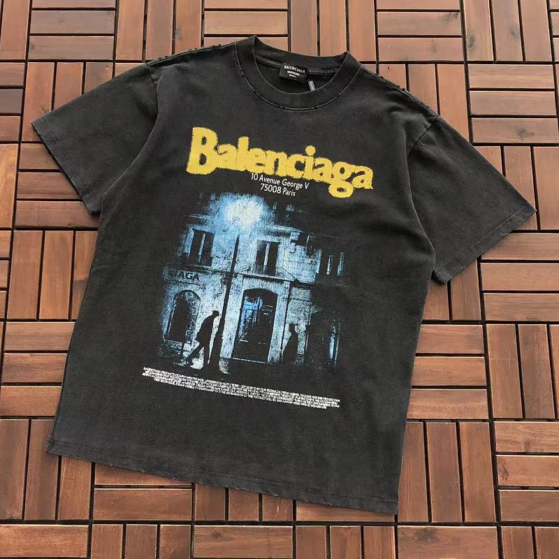 BALENCIAGA T-SHIRT 77071212 (im 185CM 70KG iwear size XS in the photo)