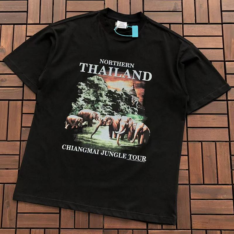 VETEMENTS T-SHIRT 66030628 (im 185CM 80KG iwear size M in the photo)