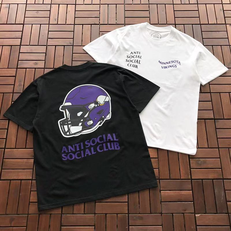 ANTI SOCIAL SOCIAL CLUB T-SHIRT 55051849 (im 185CM 70KG iwear size L in the photo)