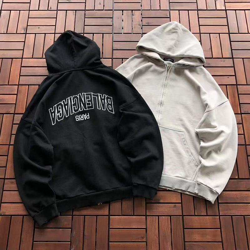 BALENCIAGA HOODIE 22092144 (im 180CM 68KG iwear size L in the photo)